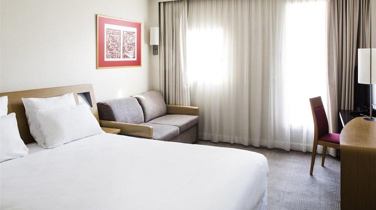 Novotel Convention & Wellness Roissy CDG Room