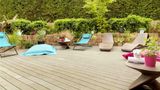 Novotel Convention & Wellness Roissy CDG Pool
