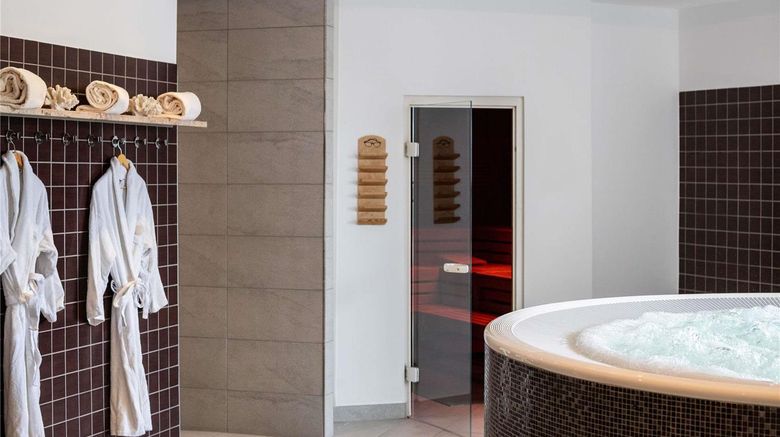 <b>Pullman Stuttgart Fontana Spa</b>. Images powered by <a href="https://iceportal.shijigroup.com/" title="IcePortal" target="_blank">IcePortal</a>.