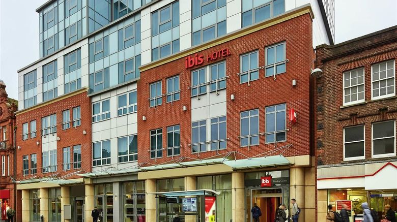 <b>Ibis Reading Centre Exterior</b>. Images powered by <a href="https://iceportal.shijigroup.com/" title="IcePortal" target="_blank">IcePortal</a>.
