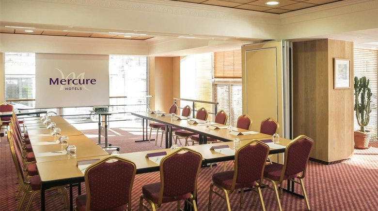 <b>Mercure Abbeville Centre Meeting</b>. Images powered by <a href="https://iceportal.shijigroup.com/" title="IcePortal" target="_blank">IcePortal</a>.