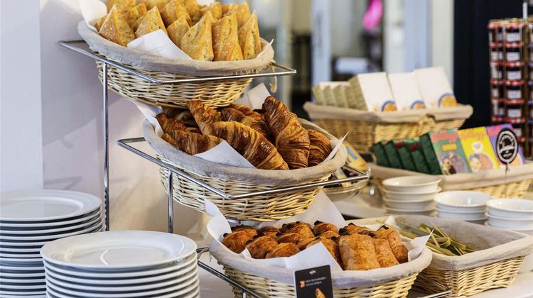 Mercure Lourdes Imperial Restaurant