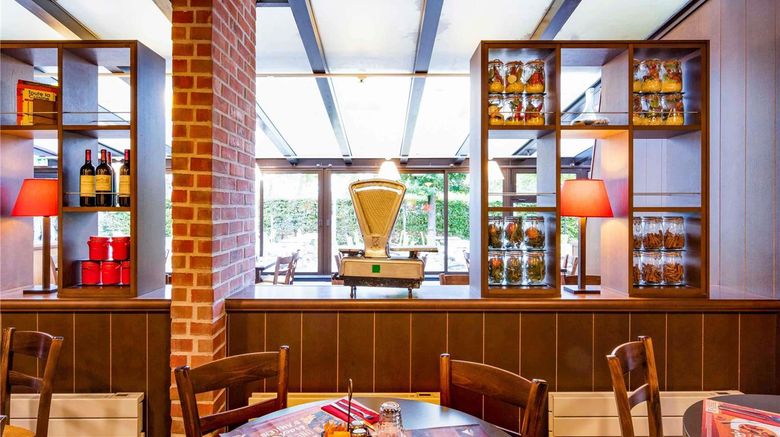 <b>Ibis Styles Parc des Expositions Restaurant</b>. Images powered by <a href="https://iceportal.shijigroup.com/" title="IcePortal" target="_blank">IcePortal</a>.