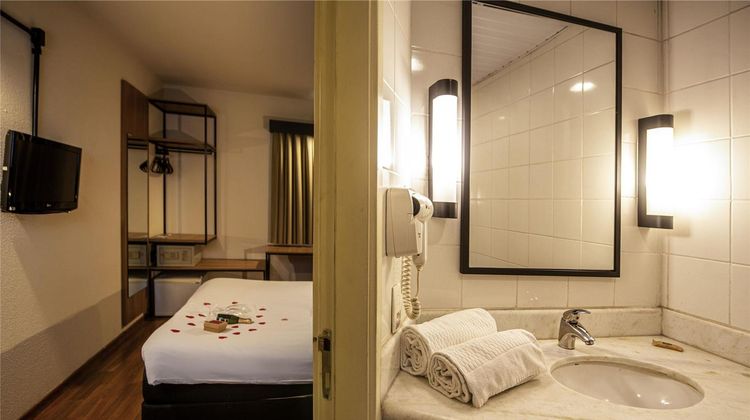 Ibis Betim Contagem Room