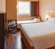 Ibis Blumenau Exterior