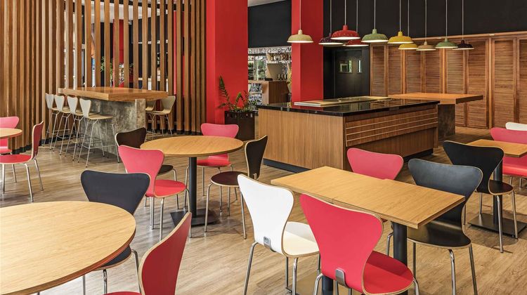 Ibis Blumenau Restaurant