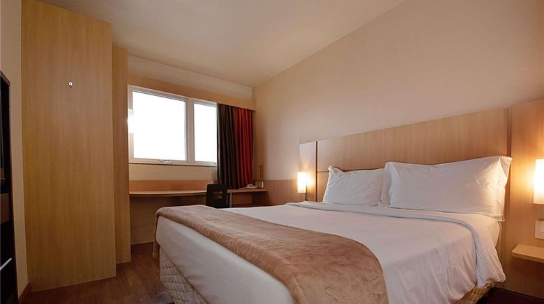 <b>Ibis Caxias Do Sul Room</b>. Images powered by <a href="https://iceportal.shijigroup.com/" title="IcePortal" target="_blank">IcePortal</a>.