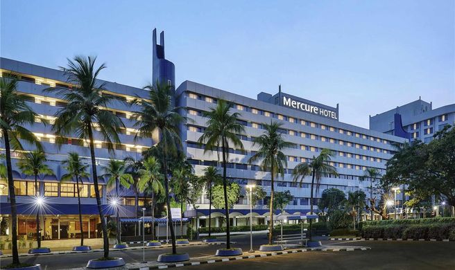 Mercure Convention Centre Ancol Exterior