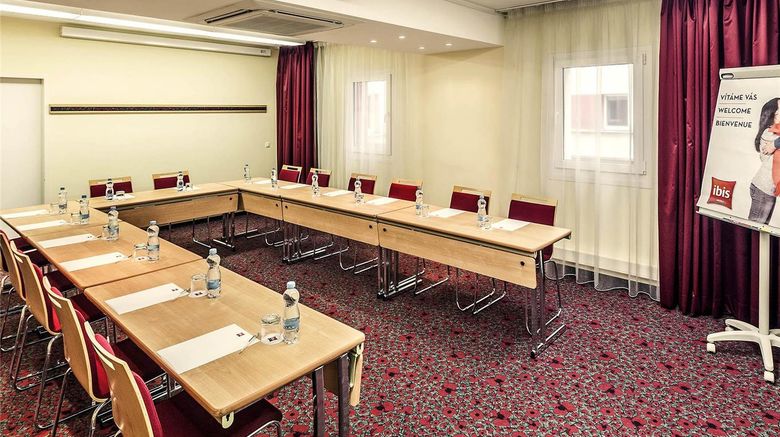 <b>Ibis Praha Old Town Meeting</b>. Images powered by <a href="https://iceportal.shijigroup.com/" title="IcePortal" target="_blank">IcePortal</a>.