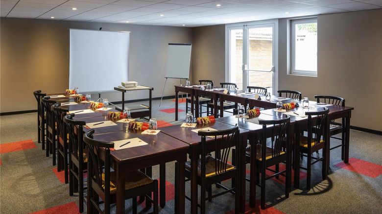 <b>Ibis Nuits Saint Georges Meeting</b>. Images powered by <a href="https://iceportal.shijigroup.com/" title="IcePortal" target="_blank">IcePortal</a>.