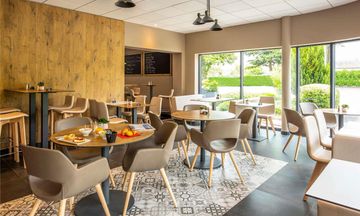 Ibis Nuits Saint Georges