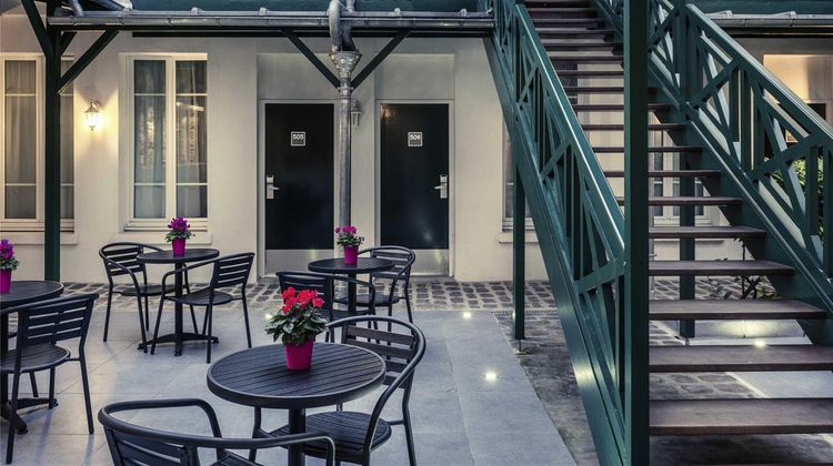 Ibis Levallois Perret Restaurant