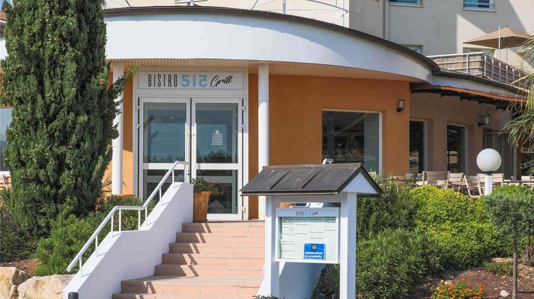 <b>Ibis La Ciotat Restaurant</b>. Images powered by <a href="https://iceportal.shijigroup.com/" title="IcePortal" target="_blank">IcePortal</a>.