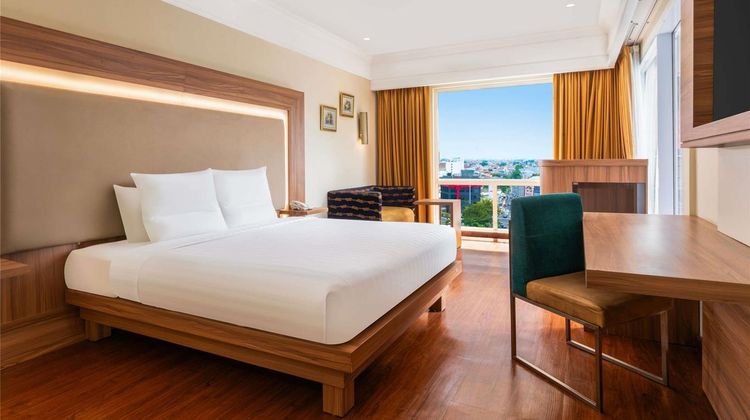 Novotel Semarang Suite