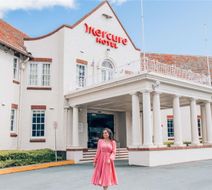 Mercure Canberra Hotel Exterior