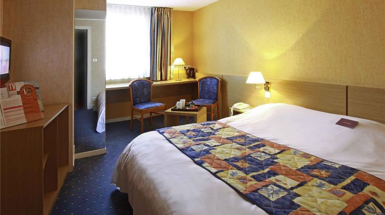 <b>Mercure Luxeuil Les Bains Hexagone Hotel Room</b>. Images powered by <a href="https://iceportal.shijigroup.com/" title="IcePortal" target="_blank">IcePortal</a>.