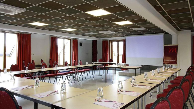 <b>Mercure Luxeuil Les Bains Hexagone Hotel Meeting</b>. Images powered by <a href="https://iceportal.shijigroup.com/" title="IcePortal" target="_blank">IcePortal</a>.