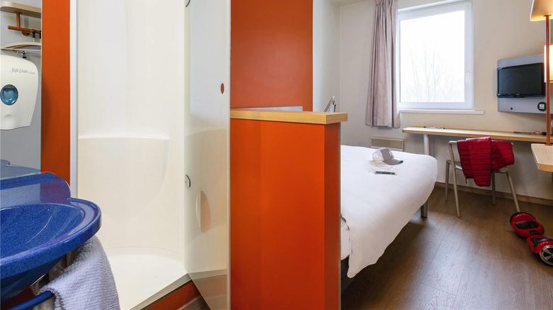 <b>Ibis Budget Charleroi Airport Room</b>. Images powered by <a href="https://iceportal.shijigroup.com/" title="IcePortal" target="_blank">IcePortal</a>.