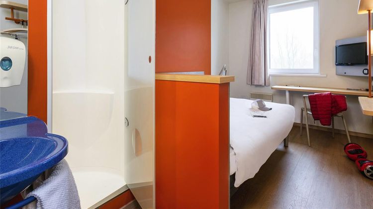 Ibis Budget Charleroi Airport Room