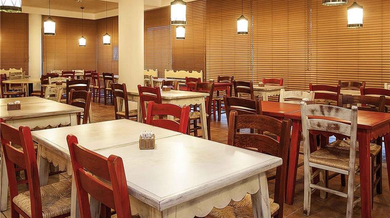 <b>Hotel Ibis Vitoria Serra Restaurant</b>. Images powered by <a href="https://iceportal.shijigroup.com/" title="IcePortal" target="_blank">IcePortal</a>.
