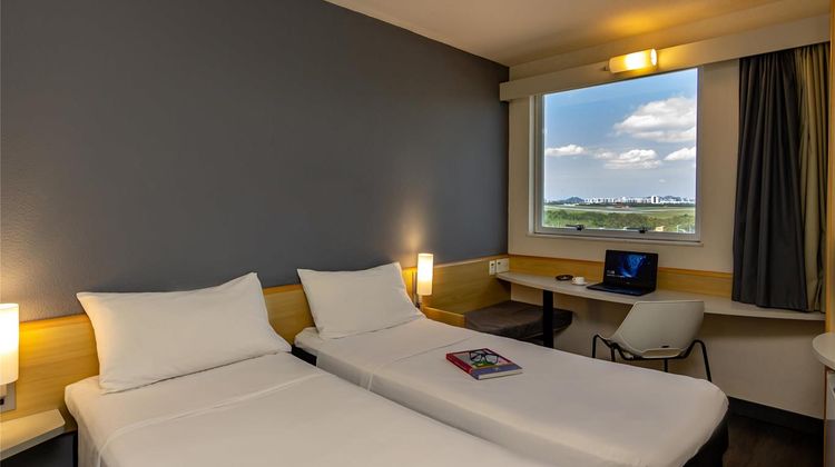 Hotel Ibis Vitoria Serra Room