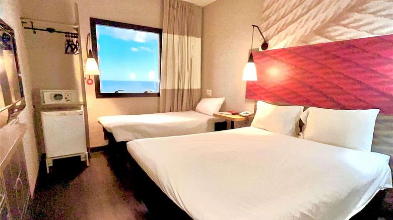 <b>Ibis Santos Exterior</b>. Images powered by <a href="https://iceportal.shijigroup.com/" title="IcePortal" target="_blank">IcePortal</a>.