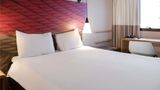 Ibis Santos Room