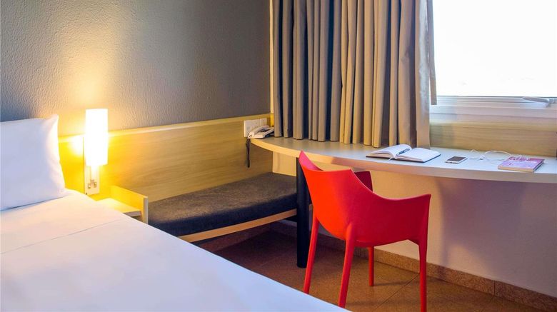 <b>Ibis Aracatuba Room</b>. Images powered by <a href="https://iceportal.shijigroup.com/" title="IcePortal" target="_blank">IcePortal</a>.