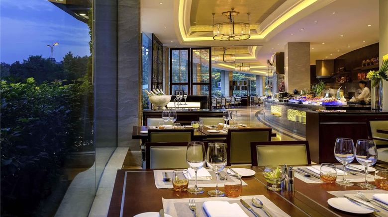 <b>Sofitel Hangzhou Westlake Restaurant</b>. Images powered by <a href="https://iceportal.shijigroup.com/" title="IcePortal" target="_blank">IcePortal</a>.