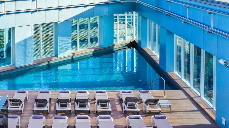 Novotel Barcelona City Exterior