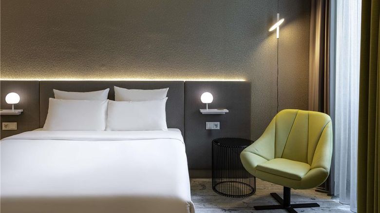 <b>Novotel Muenchen Messe Room</b>. Images powered by <a href="https://iceportal.shijigroup.com/" title="IcePortal" target="_blank">IcePortal</a>.