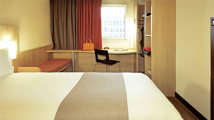 Ibis Chengdu Yongfeng Room