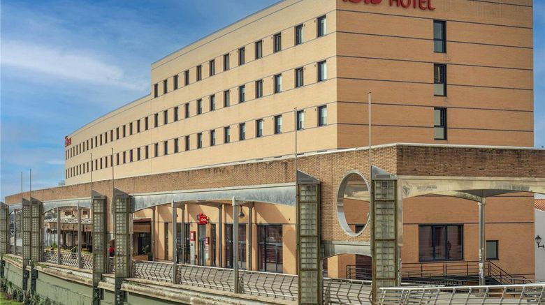 <b>Ibis Malaga Centro Ciudad Exterior</b>. Images powered by <a href="https://iceportal.shijigroup.com/" title="IcePortal" target="_blank">IcePortal</a>.
