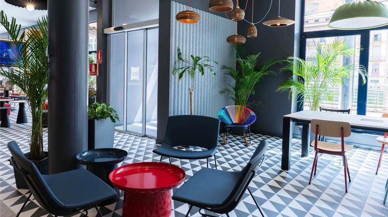 <b>Ibis Malaga Centro Ciudad Exterior</b>. Images powered by <a href="https://iceportal.shijigroup.com/" title="IcePortal" target="_blank">IcePortal</a>.