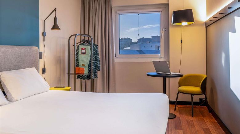 <b>Ibis Malaga Centro Ciudad Room</b>. Images powered by <a href="https://iceportal.shijigroup.com/" title="IcePortal" target="_blank">IcePortal</a>.