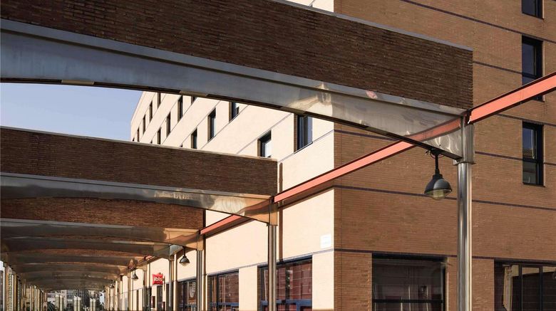 <b>Ibis Malaga Centro Ciudad Exterior</b>. Images powered by <a href="https://iceportal.shijigroup.com/" title="IcePortal" target="_blank">IcePortal</a>.