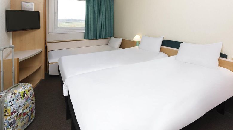 <b>Ibis Luxembourg Sud Room</b>. Images powered by <a href="https://iceportal.shijigroup.com/" title="IcePortal" target="_blank">IcePortal</a>.