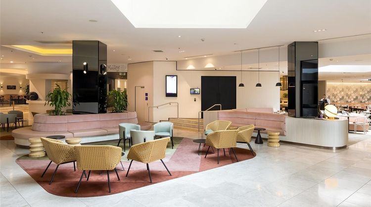 Novotel Sydney International Airport Exterior