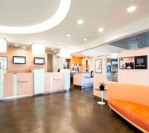 Ibis Como Exterior