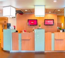Ibis Como Exterior