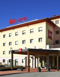 Ibis Como