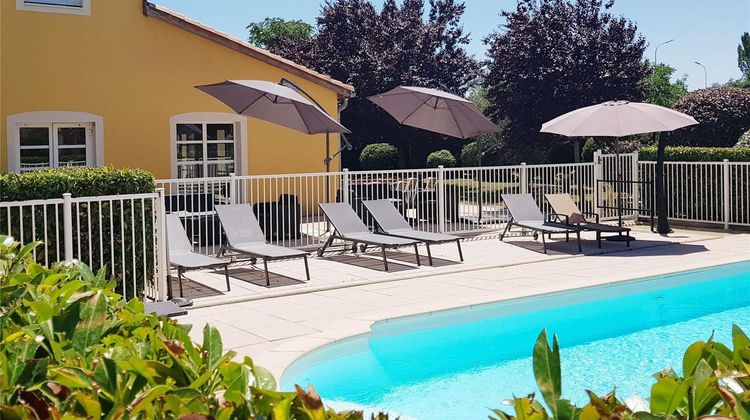 Ibis Manosque Cadarache Exterior