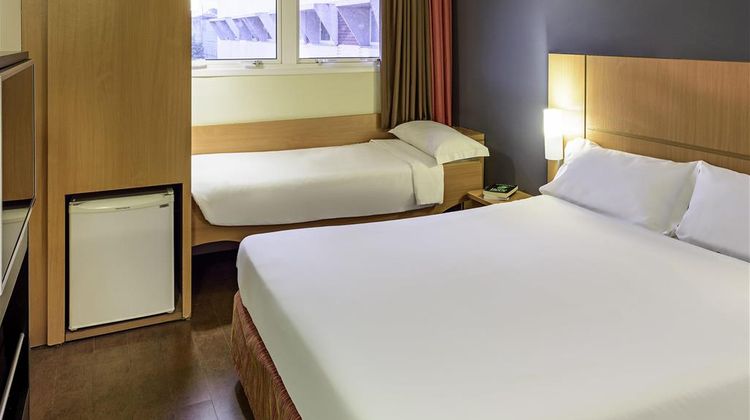 Hotel Ibis Belem Aeroporto Room
