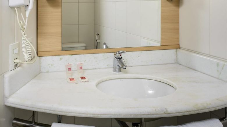 <b>Hotel Ibis Belem Aeroporto Room</b>. Images powered by <a href="https://iceportal.shijigroup.com/" title="IcePortal" target="_blank">IcePortal</a>.