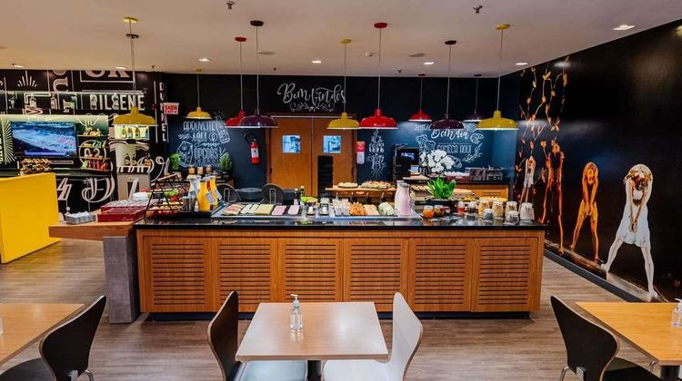 Ibis Joinville Restaurant