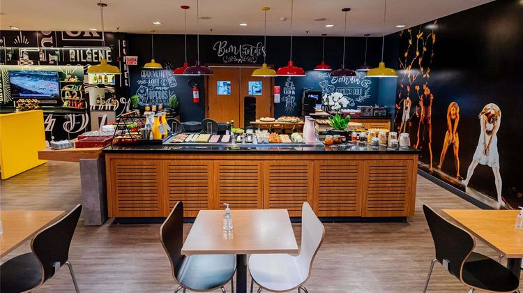 Ibis Joinville Restaurant