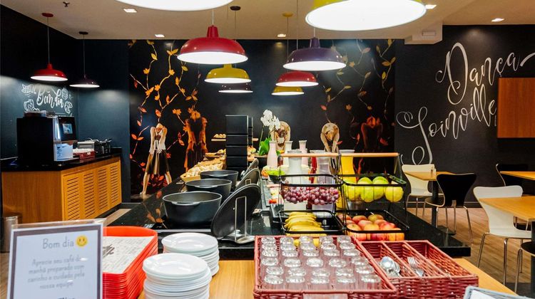 Ibis Joinville Restaurant