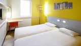 Ibis Budget Geneve Aeroport Room