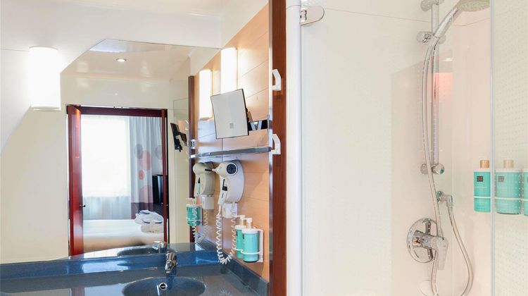 Suite Novotel Geneve Room