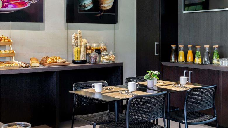 <b>Suite Novotel Geneve Other</b>. Images powered by <a href="https://iceportal.shijigroup.com/" title="IcePortal" target="_blank">IcePortal</a>.